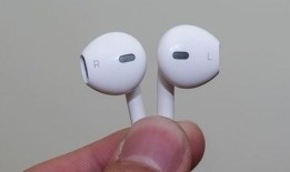 苹果耳机最新消息爆料,颠覆性设计即将揭晓，无线音频革命再起！