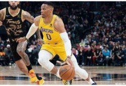 湖人最新爆料今夏,“湖人今夏重磅引援！揭秘新赛季阵容升级之谜”